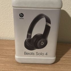 Beats Solo 4