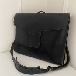Platypus by Christensen Black Leather Messenger Bag / Briefcase