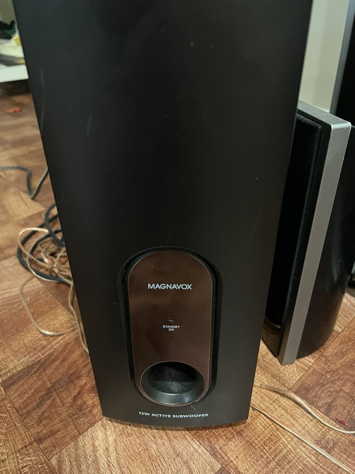 MAGNAVOX MODEL SW200/17S subwoofer 75W Active SUBWOOFER