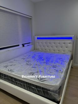 White or Black LED Queen Bedframe With Mattres