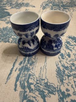 2 blue willow egg cups