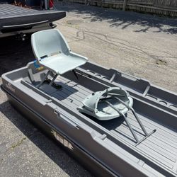 Fishing Boat Quest Angler 8’