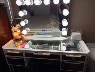 Vanity Desk & Mirror