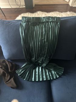 $5 Blue/Green skirt