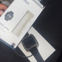Fitbit Versa 
