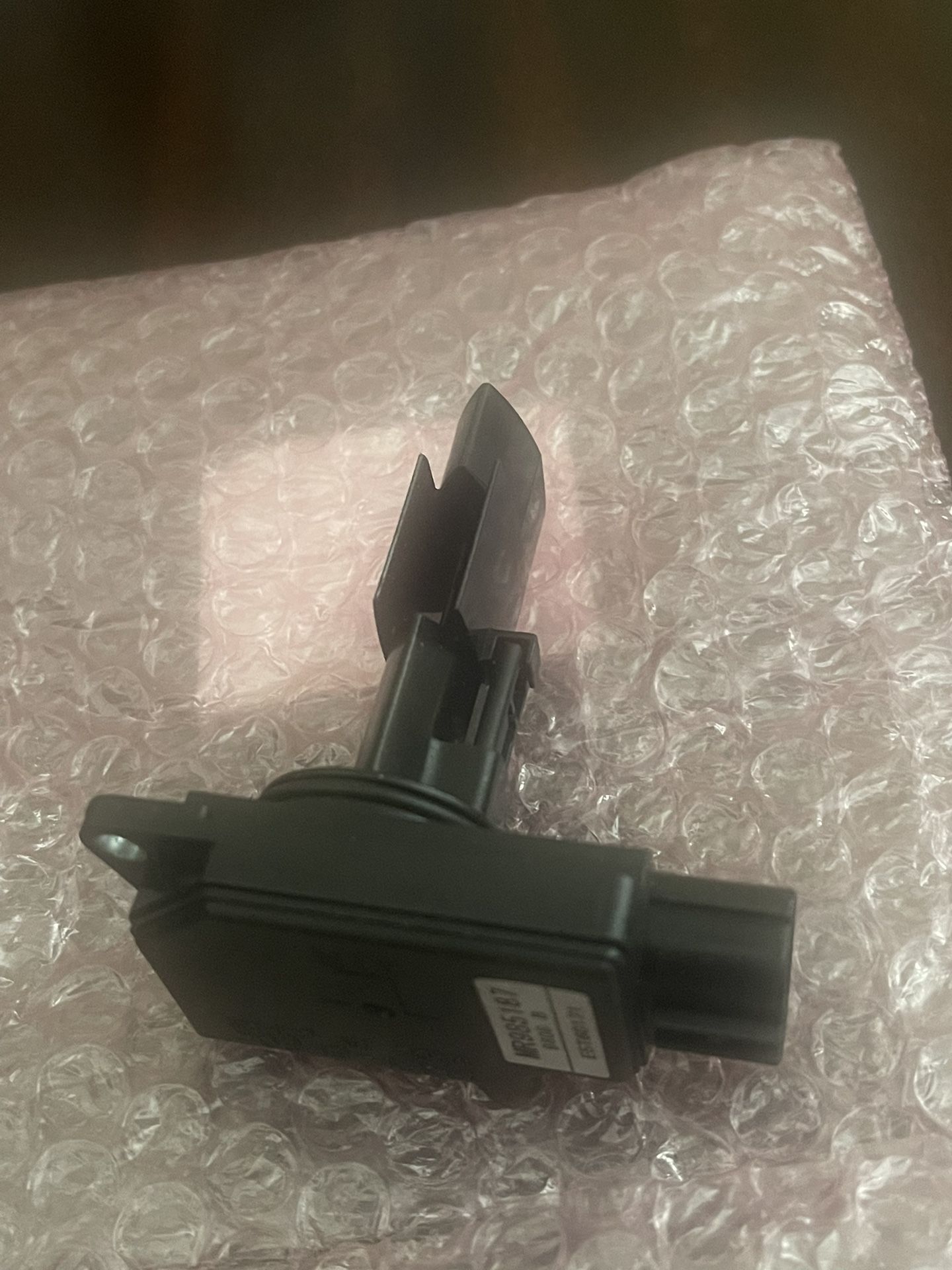 Mitsubishi MAF Sensor 2008-2015 Mitsubishi Evo X (MR985187)