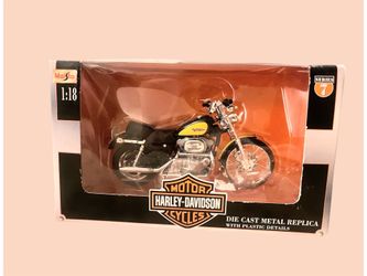 Maisto Series 7 Harley-Davidson 2000 XL 1200C Sportster 1200 Custom