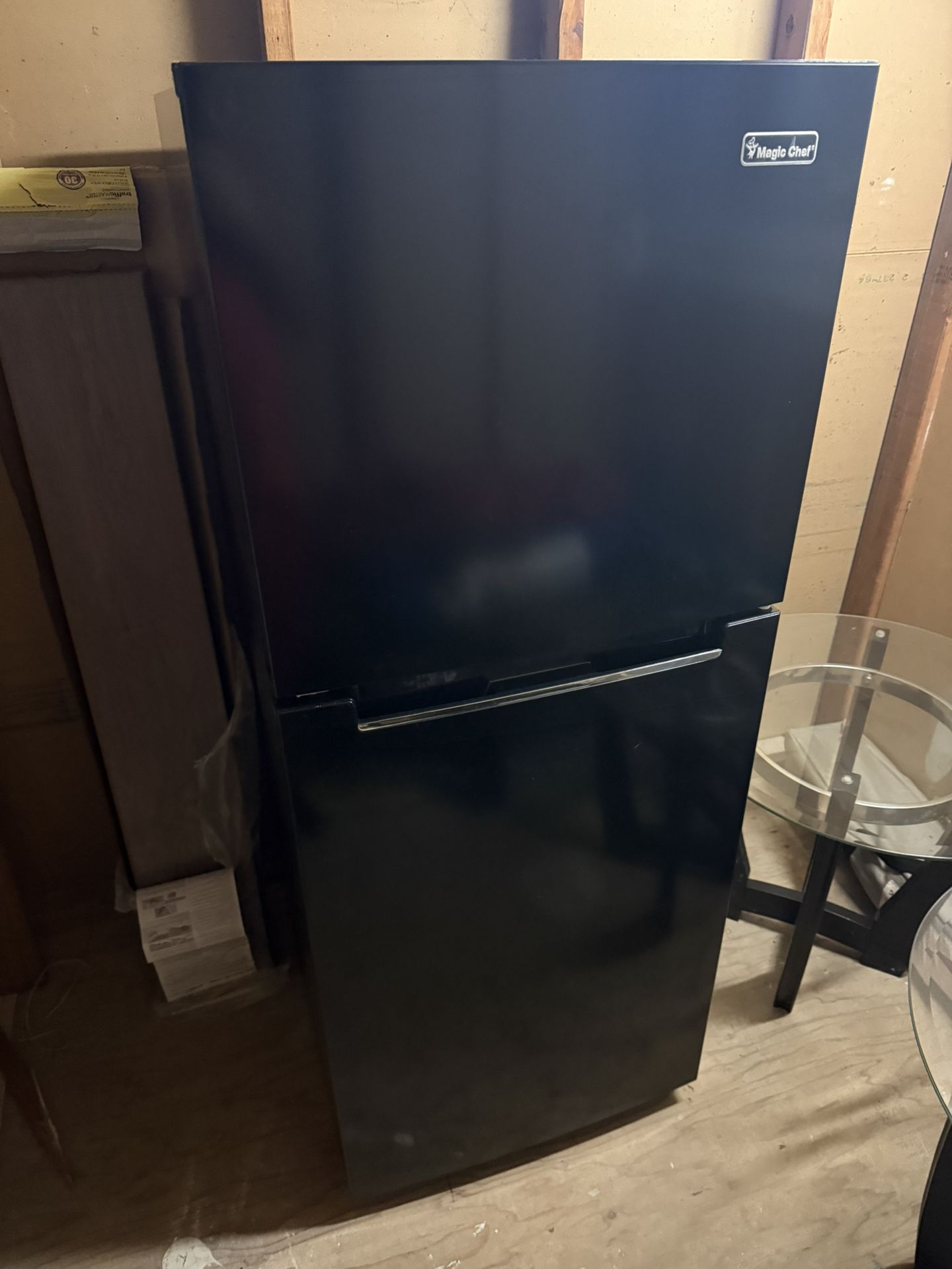 Magic Chef Refrigerator