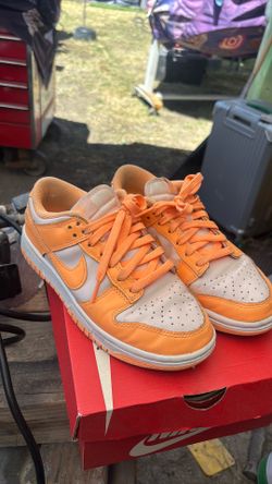 nike low peach dunks