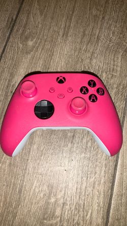 Pink Xbox controller
