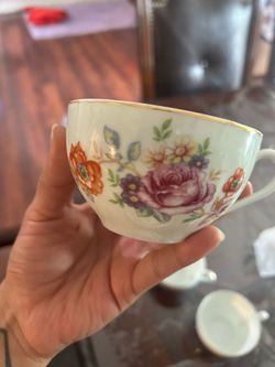 Antique Chinese teacup set of 4.