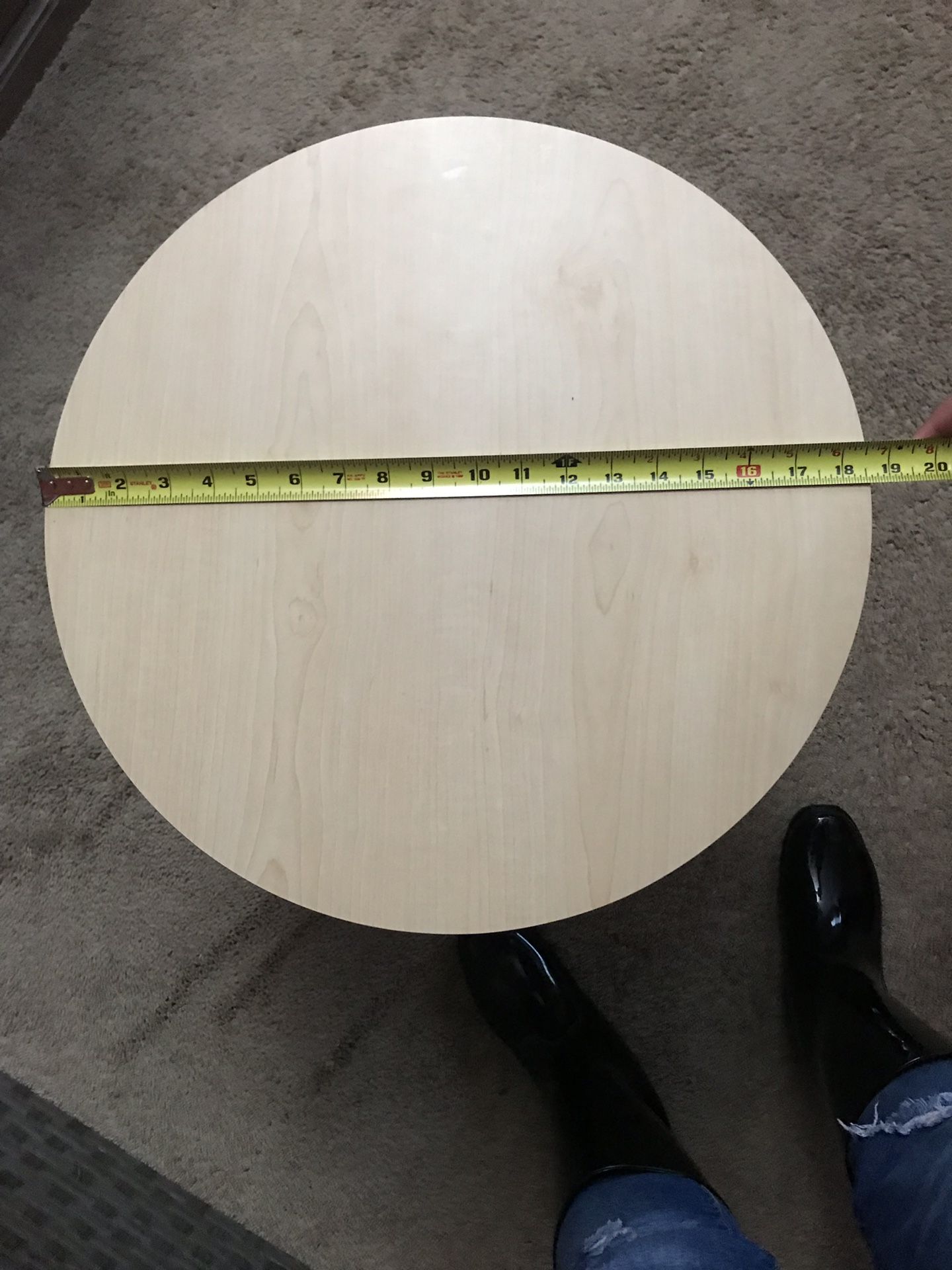 Round white wooden pedestal table