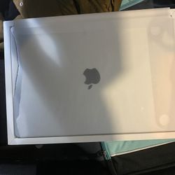 Apple Macbook