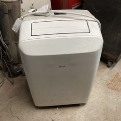 LG 8000 btu Portable Air Conditioner- No Hose 