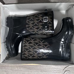 Michael Kors Boots