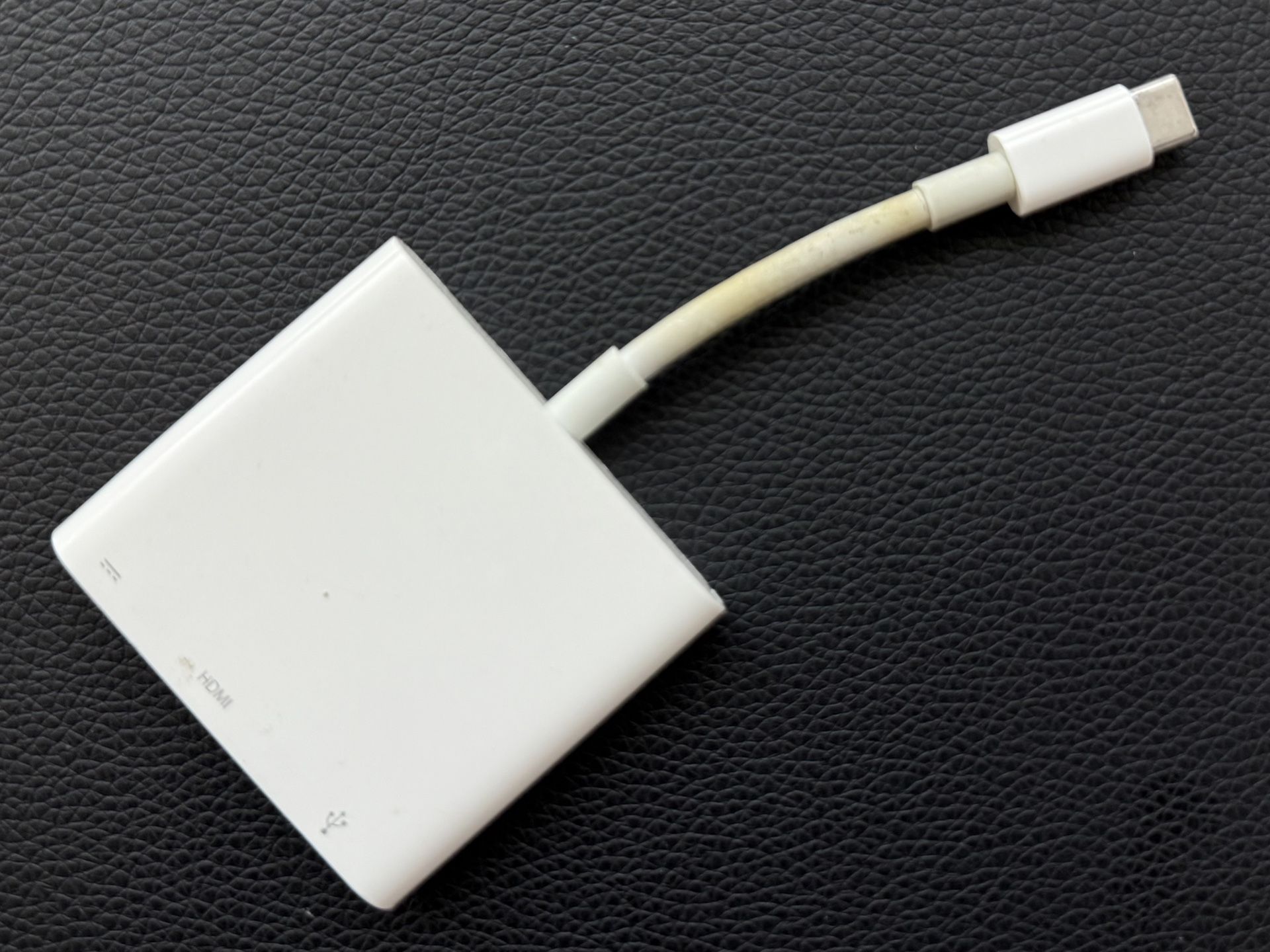 Apple USB-C Digital AV Multiport Adapter