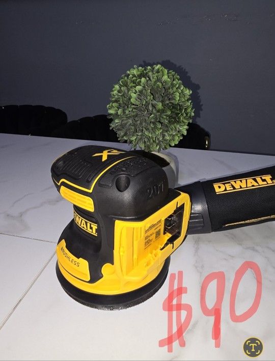 Sander 20 V Dewalt  New