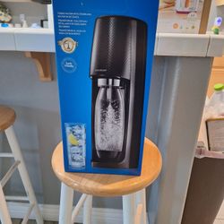 Fizzy Sparkling Water Maker