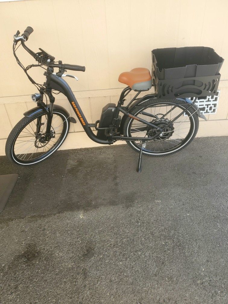 Electric bike Rad City Like New 70 Miles