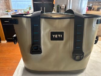 YETI Hopper 20 Soft Cooler Field Tan & Tahoe blue HydroLok Zipper no strap