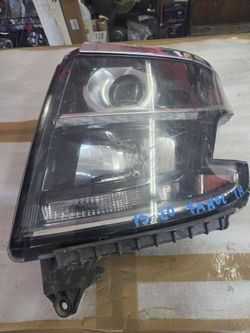 2p15 2020 Chevrolet Tahoe Left Headlight 