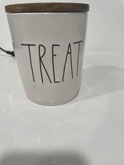 Rae Dunn Jar With Wooden Lid