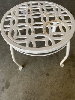 Metal Plant Stand