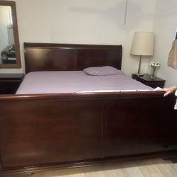 King Size Bed Frame With Matress 
