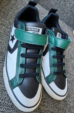 Boys Shoes Size 3y. $15