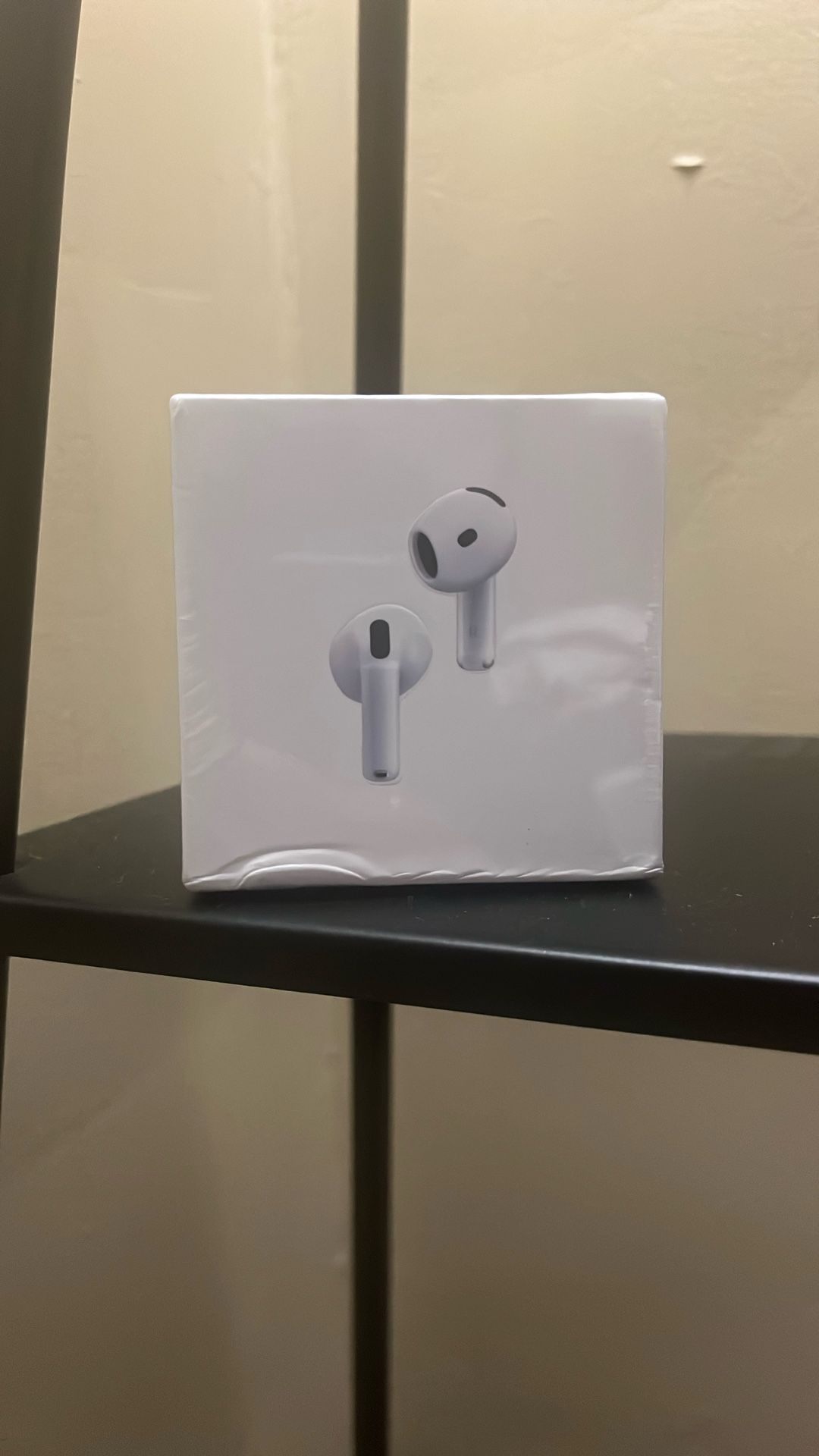Gen 4 Airpods 