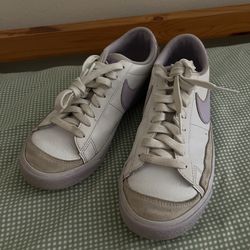 Nike Blazers Women’s Size 6.5