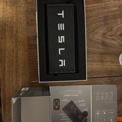 TESLA limited Edition Bluetooth speaker 