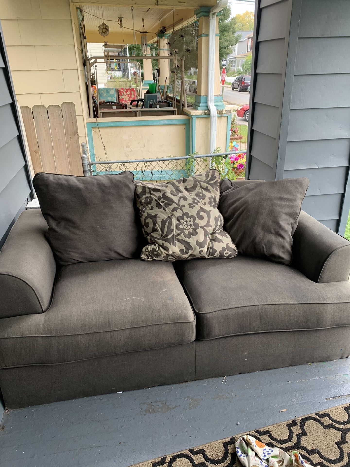 Free Couches for Sale in Columbus, OH OfferUp