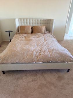 CRATE AND BARREL BED FRAME WITH QUEEN SIZE MATTRESS