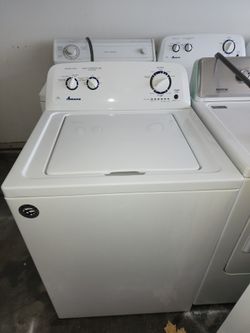 CLEAN Amana High Efficiency Washer 