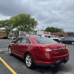 2011 Ford Taurus