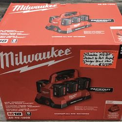 Milwaukee M18 18V Packout 6-Port Rapid Charger Brand New 