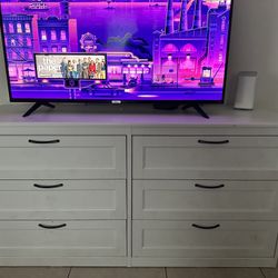 Dressers, Beds, Sectional Sofa, Kitchen Gear Best Offer