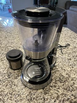 Cuisinart Automatic Cold Brew Coffee Maker with Glass Carafe
