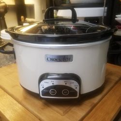 Crock-Pot 6-quart slow-cooker