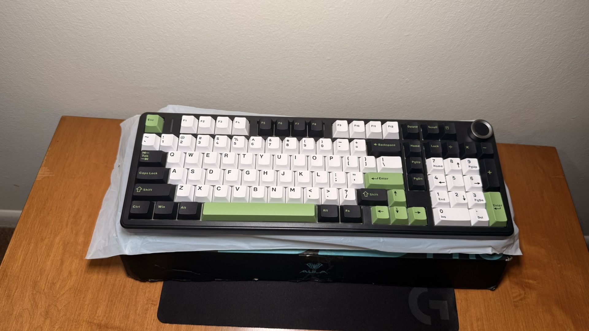 Aula F99 PRO 96% Mechanical Gaming Keyboard, BT5.0/USB-C/2.4GHz Wireless