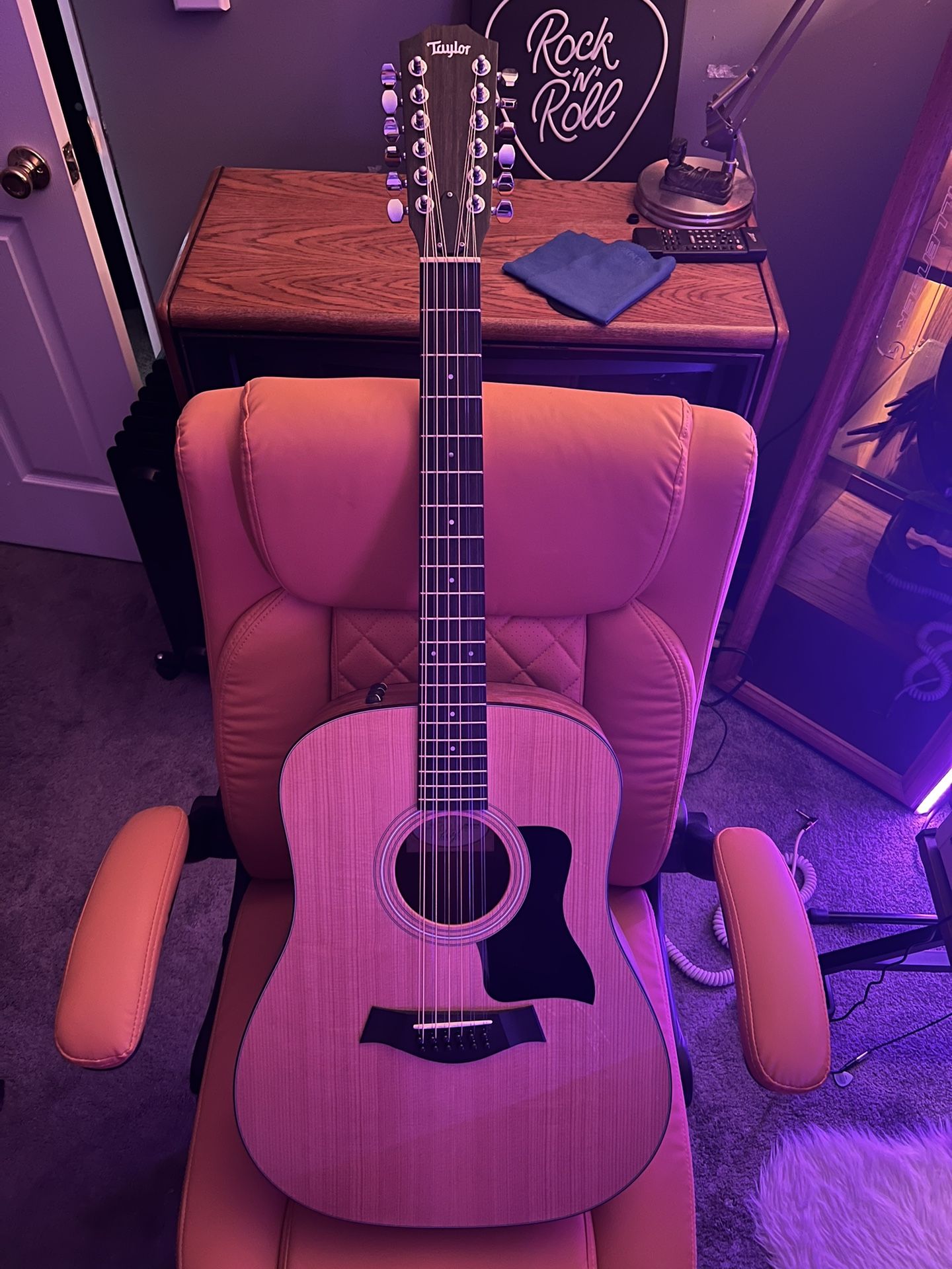 Taylor 150e 12 string acoustic-electric guitar