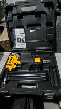 DeWalt DWFP12233  18 Gauge Brad Nailer
