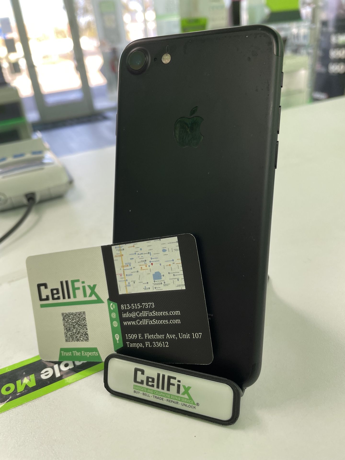 iPhone 7 unlocked $10 DOWN