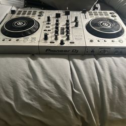 Pioneer Dj RekordBox DDj – 400