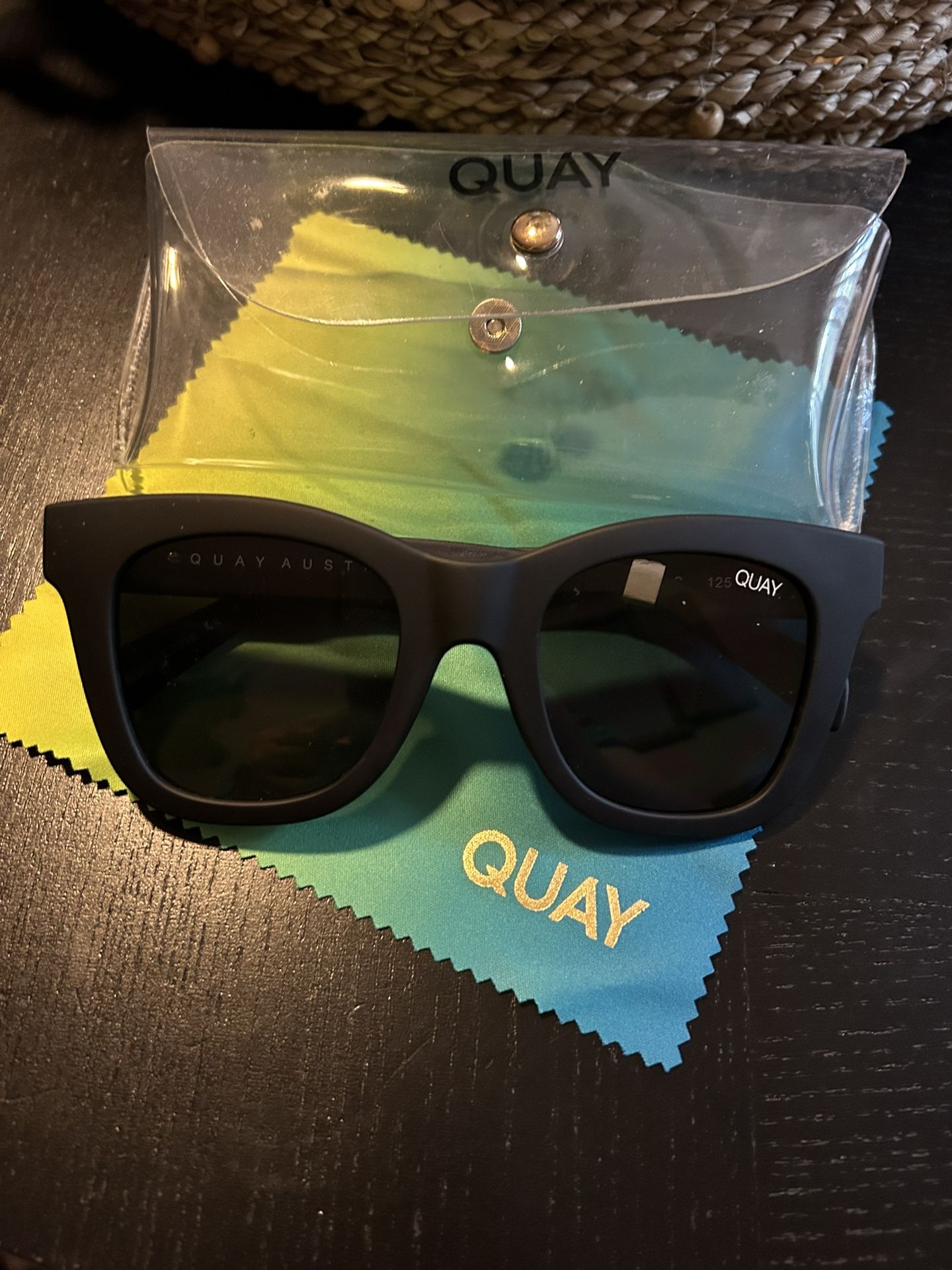 Quay sunglasses 