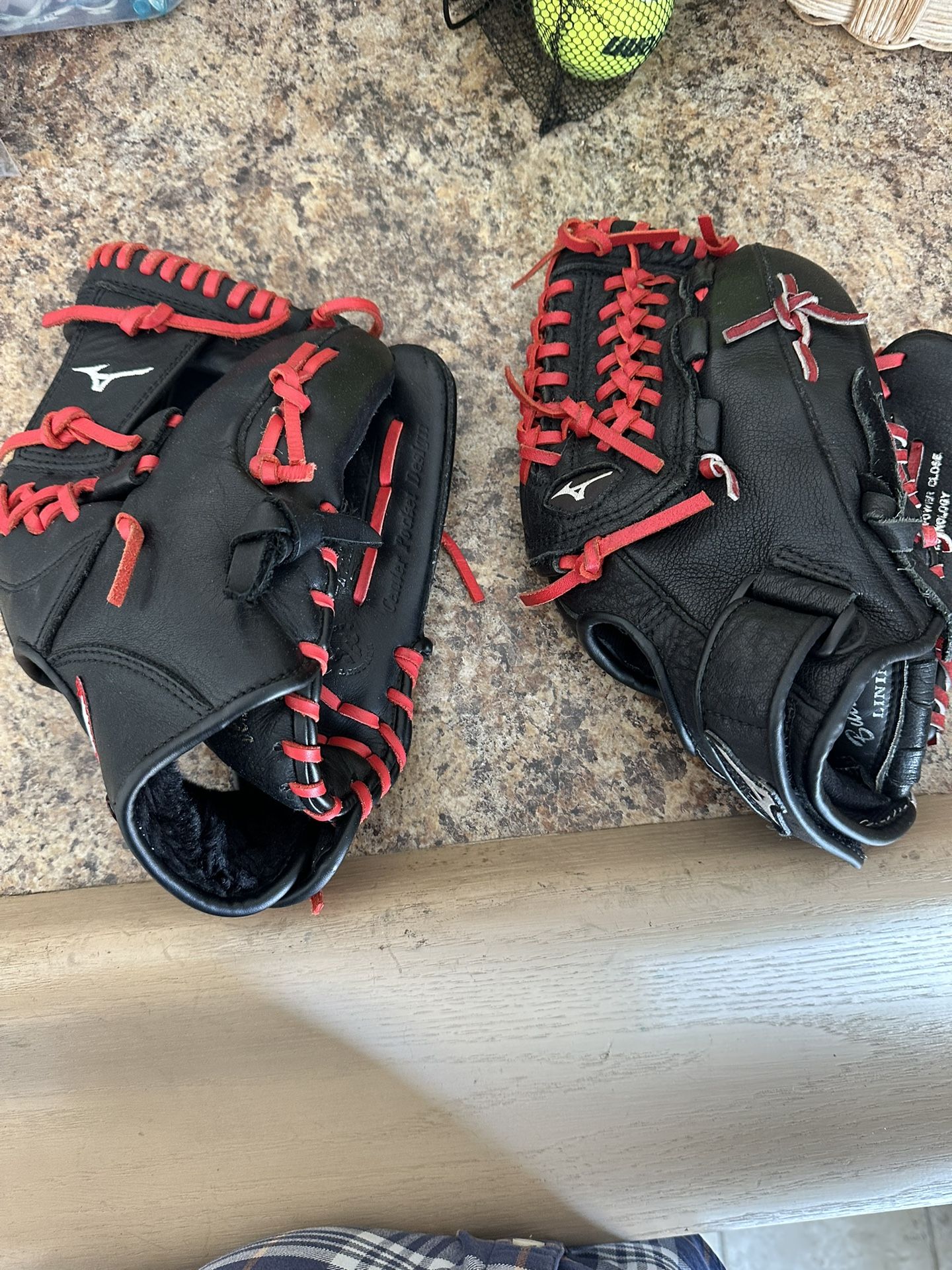 2 Youth Sized 11.5” Baseball Gloves Mizuno