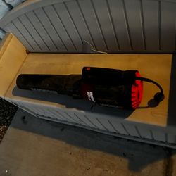 Leaf Blower