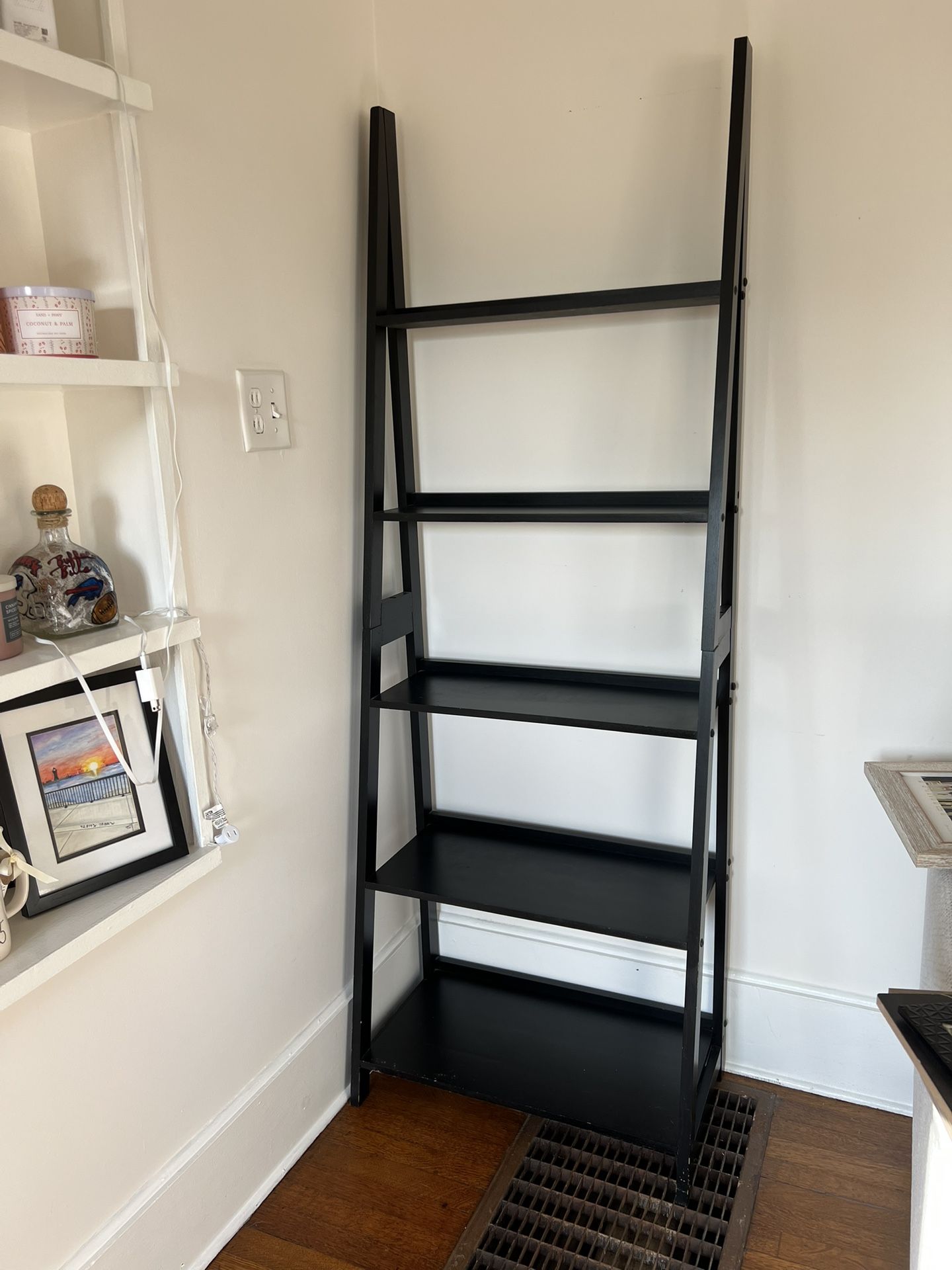 Black Ladder Shelf