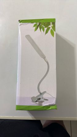 Desk lamp